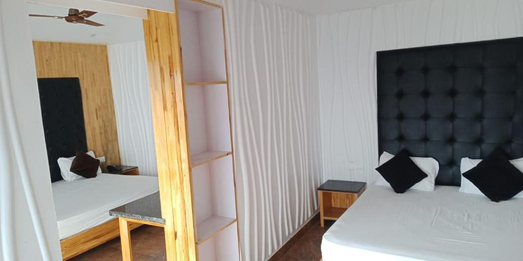 Blue Pine Resort Lansdowne Extérieur photo